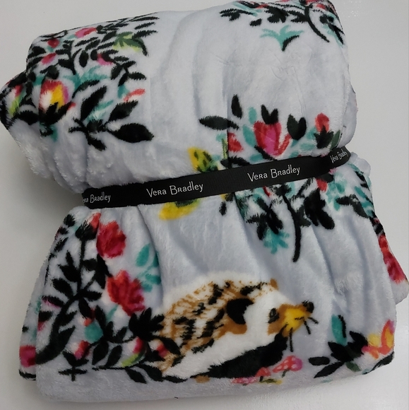 Vera Bradley Hedgehog Wild fleece throw NWT - Picture 2 of 2